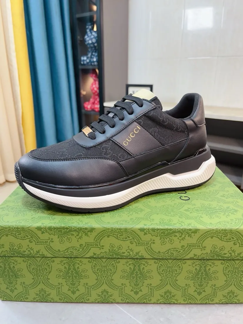 Men's shoes 💰458🌹🌹[GUCCI] Gucci's new lace-up casual men's shoes are on the market first, and the materials and workmanship are superior to all versions on the market. The highest quality shipped first-layer cowhide with imported original perforated materials➕Genuine leather lining, privately molded soft outsole, high foot comfort, imported special materials highlight the brand's unique charm, high-end customization 38-44